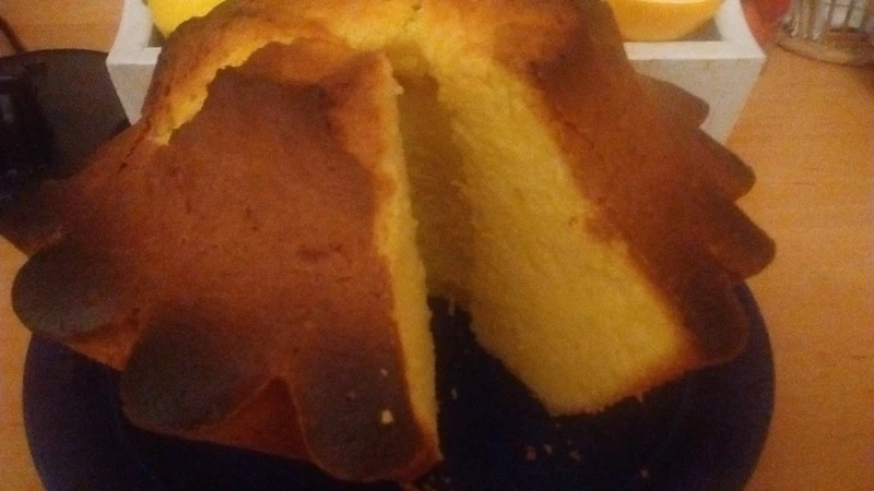 Babka pomarańczowa z kurkumą