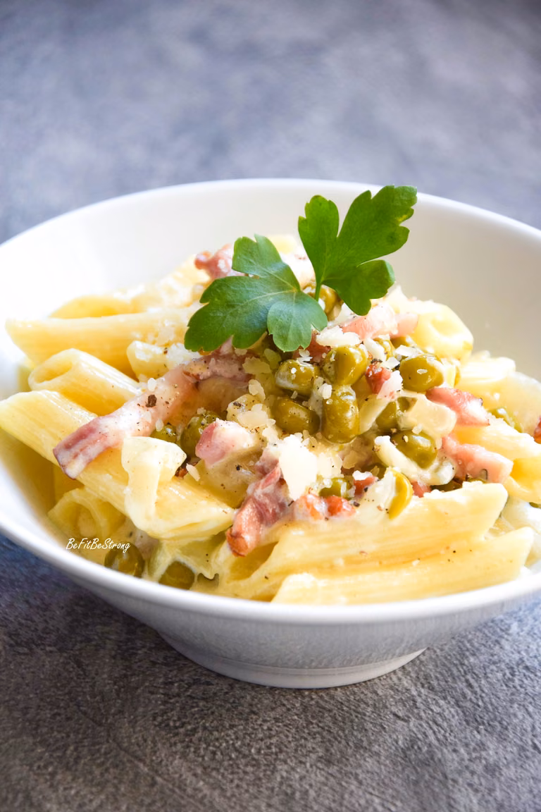 Penne a la carbonara