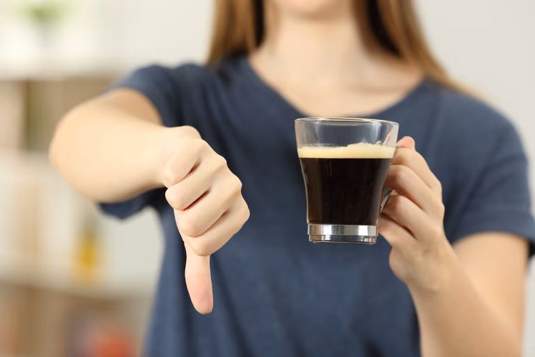 Czy można przedawkować kofeinę? Poznaj 5 oznak