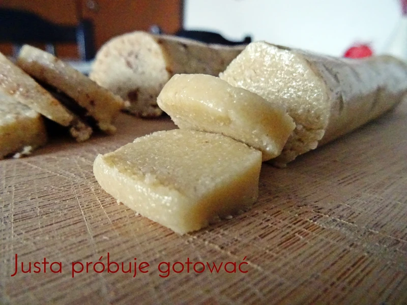 Domowa słodziutka chałwa
