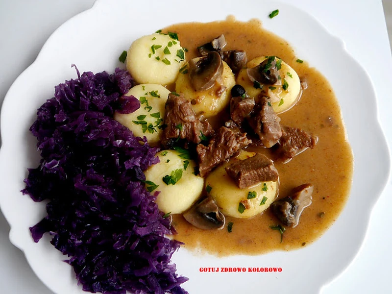 Gulasz cielęcy