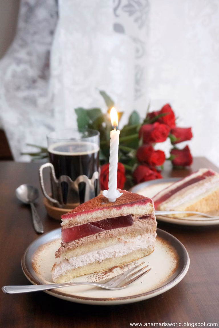 Tort malinowo-czekoladowy z galaretką