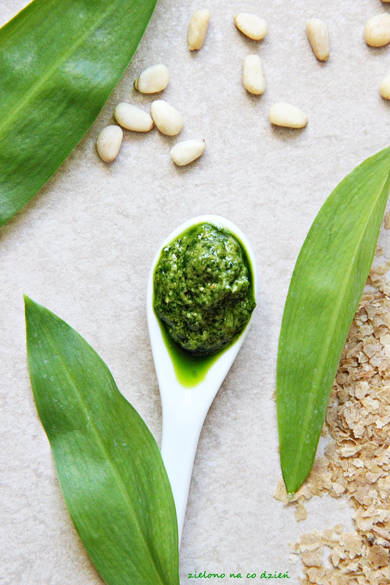 Pesto z czosnku niedźwiedziego