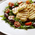 Grillowany ser halloumi