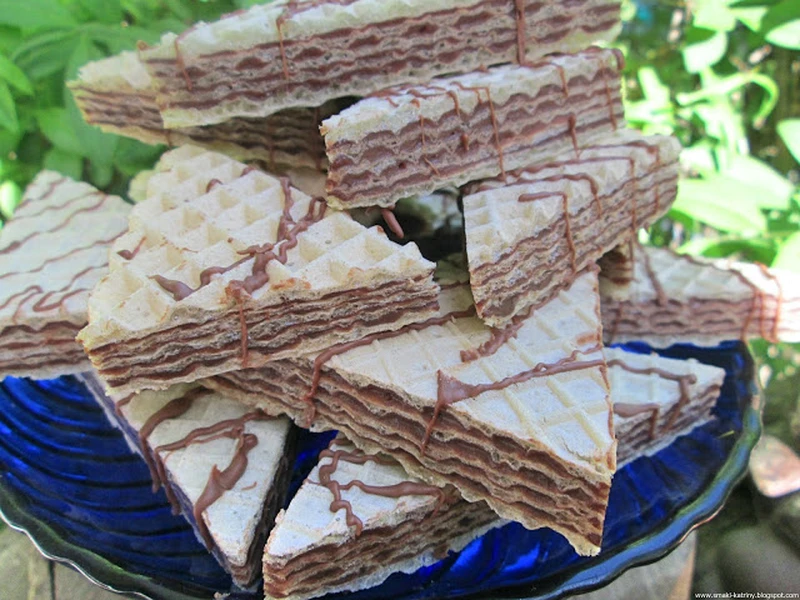 Pischingery-wafle z kremem czekoladowym-bez mleka w proszku
