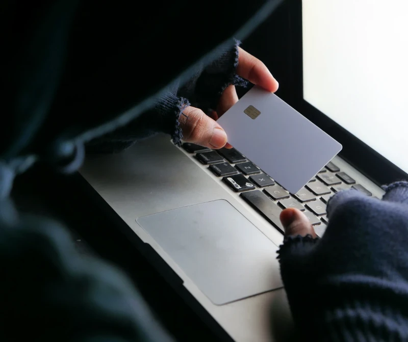 Jak oszukują hakerzy w 2023 roku? Jak nie dać się oszukać?