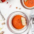 Krem pomidorowy z wędzoną papryką