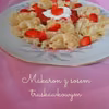 Makaron z sosem truskawkowym