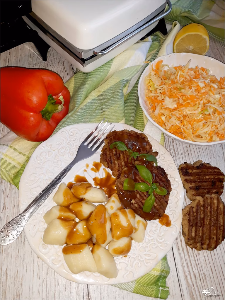 Grillowane kotlety mielone z pieczarkami – prosty przepis na obiad