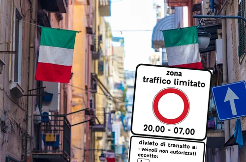 Widzisz tę tabliczkę we Włoszech? Wjazd kończy się automatycznym mandatem!