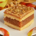 idealna szarlotka z orzechami