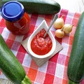 Domowy ketchup z cukinii – przepis krok po kroku
