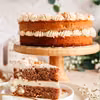 Wilgotny tort cynamonowy