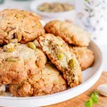 Ciastka owsiano-pistacjowe