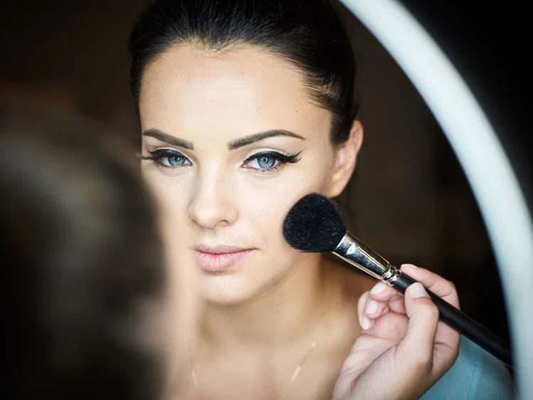 Zdjęcie Dlaczego Twój makijaż jest nietrwały? Oto dwa powody #3
