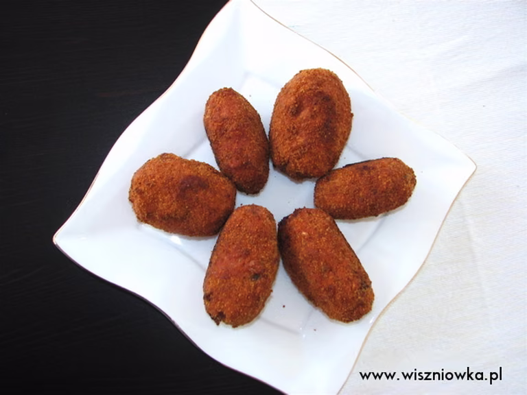 Suppli - włoskie krokieciki z ryżu i mozzarelli