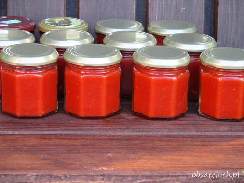 Ketchup z cukinii i pomidorów