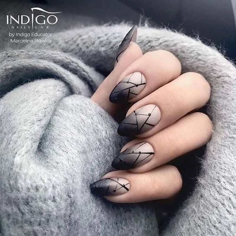 Niesamowity manicure