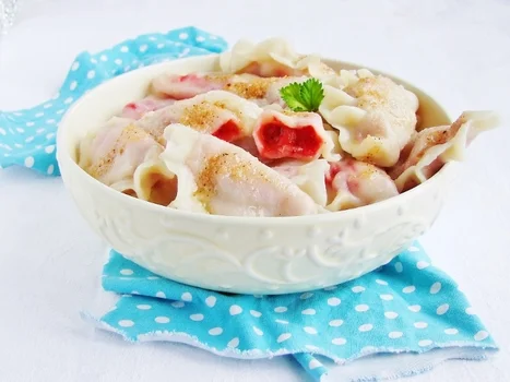 pierogi z truskawkami