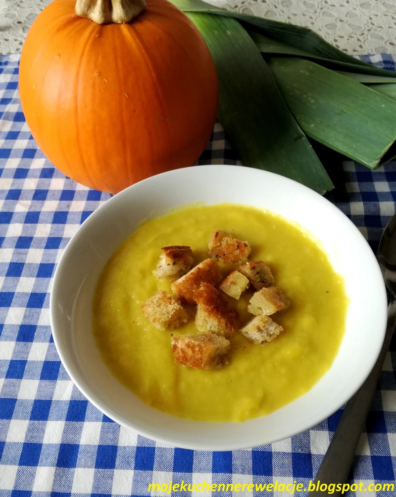 Krem dyniowo-porowy z mleczkiem kokosowym - 163 kcal