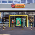 W sklepach sieci Biedronka pojawiły się nietypowe kartony! Ręczny system zaskoczył klientów