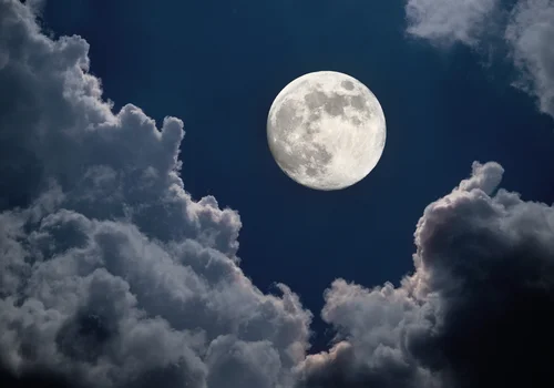 Zobacz największy Księżyc roku! Superpełnia już dzisiejszej nocy!