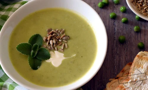 Zupa-krem z zielonego groszku