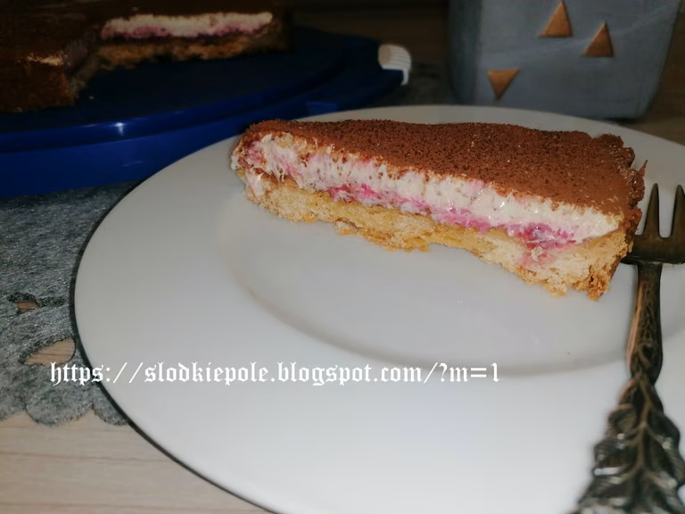 Tarta tiramisu z malinami