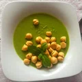 Zupa krem z zielonego groszku – jarskie danie na piątek