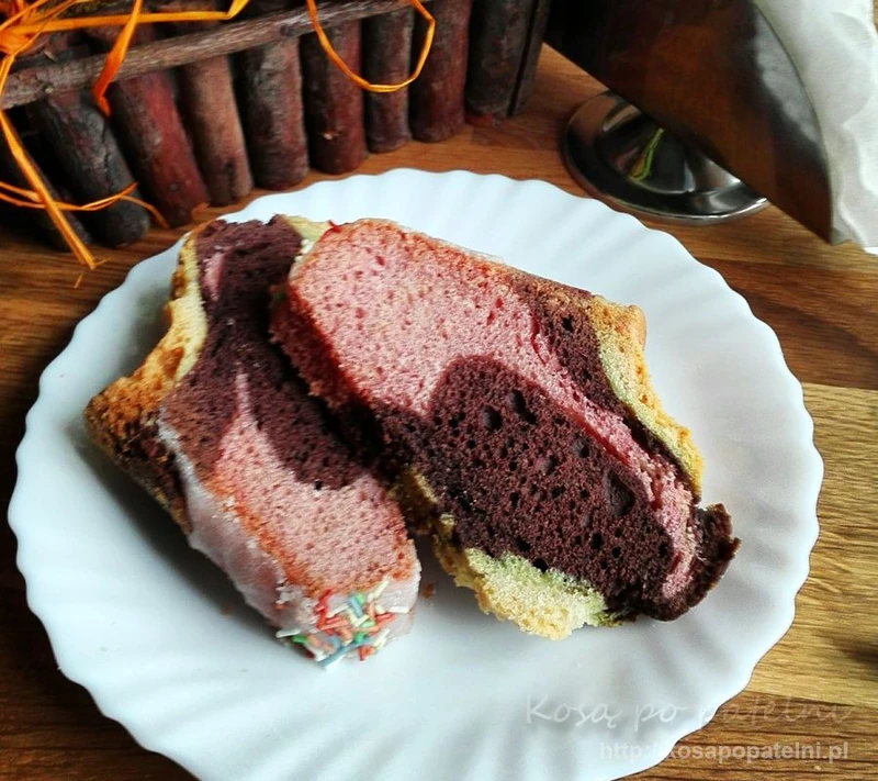 Kolorowa babka piaskowa na oleju