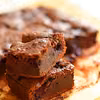 Brownie z wiśniami i delikatnym akcentem chilli