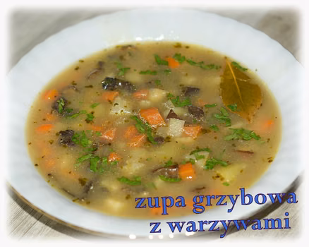 Zupa grzybowa z warzywami
