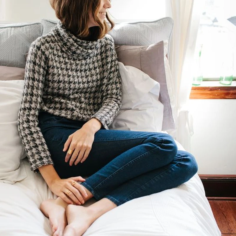 Sweter w pepitkę