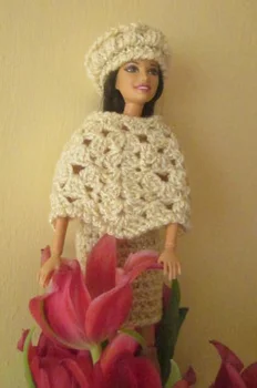 Komplet dla Barbie ze złotą nitką
