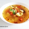 Bulion warzywny z ziemniakami i białą fasolą