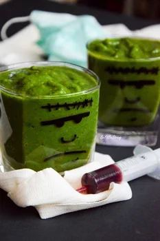 Koktajl Frankensteina na Halloween FIT