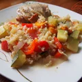 Kurczak piwczony z kaszą bulgur i warzywami
