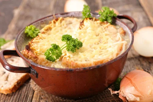 Francuska zupa cebulowa