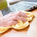 Celebrowanie Dnia Czystego Stołu: Jak Utrzymać Porządek i Produktywność