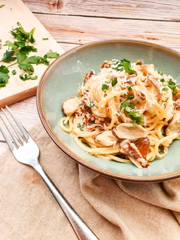 Spaghetti z prawdziwkami i suszonymi pomidorami