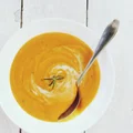 Zupa krem z batatów z mleczkiem kokosowym