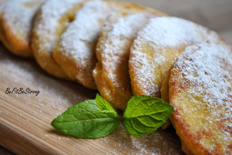 Najprostsze i dietetyczne, orkiszowe placki z mango i maślanki