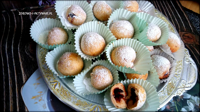 Zdrowe mini pączki orkiszowe z piekarnika bez cukru