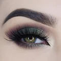 Mocny make up