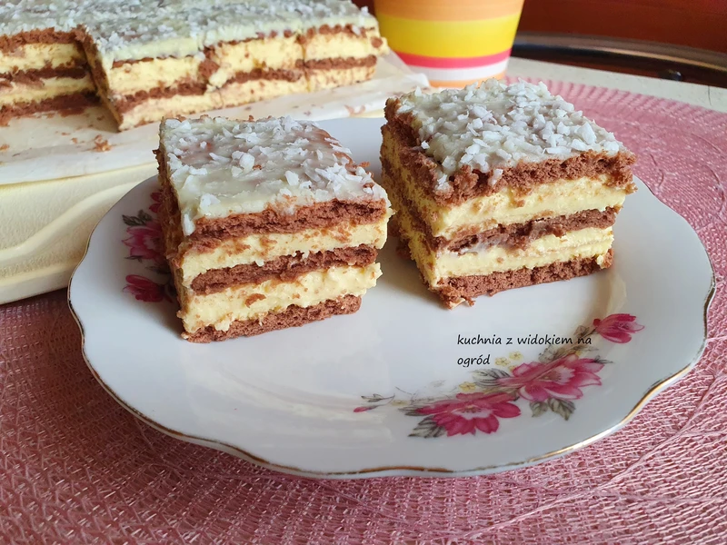 Sernik gotowany na herbatnikach