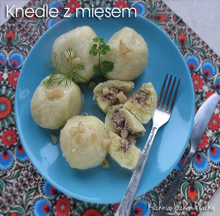Knedle z mięsem