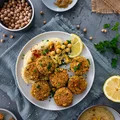 Falafel z piekarnika – wegański obiad