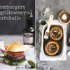 Hamburgery z grillowanymi pieczarkami Portobello