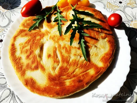 Chaczapuri – gruzińskie placki z serem