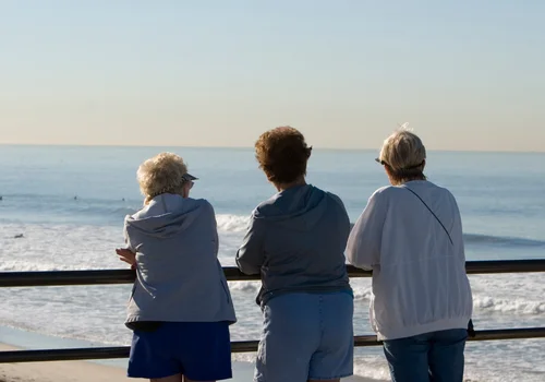 Światowy Dzień Praw Osób Starszych: Znaczenie, Problemy i Inicjatywy